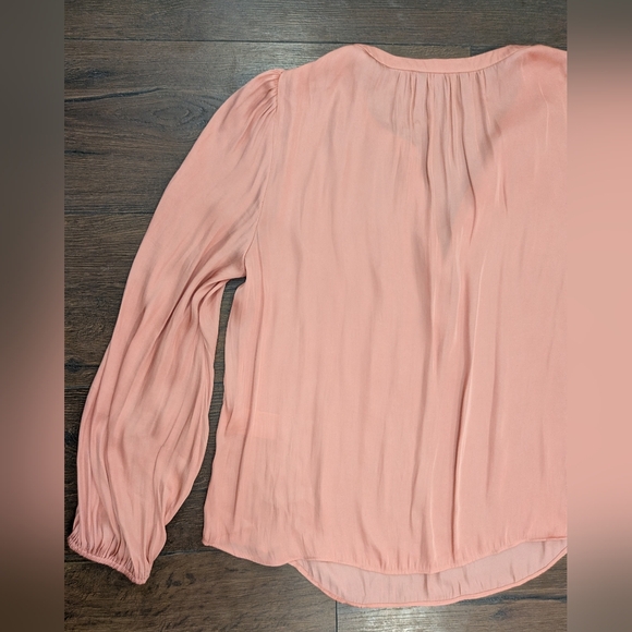 Banana Republic Blush Pink Long Sleeve Blouse – Size M - Picture 8 of 8